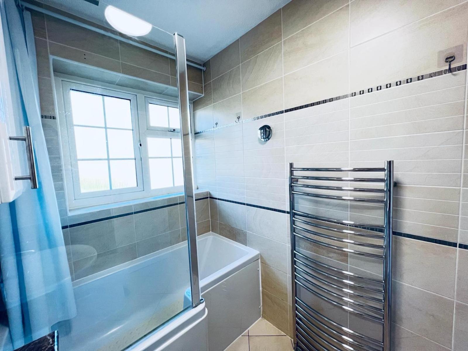 Rooms In Stylish House Milton Keynes Luaran gambar